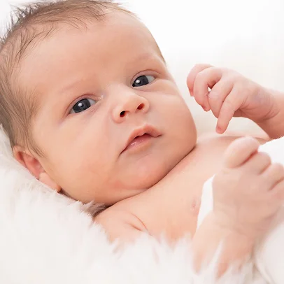 Séance photo de naissance à Saint-Martin-d’Auxigny dans le Cher 18